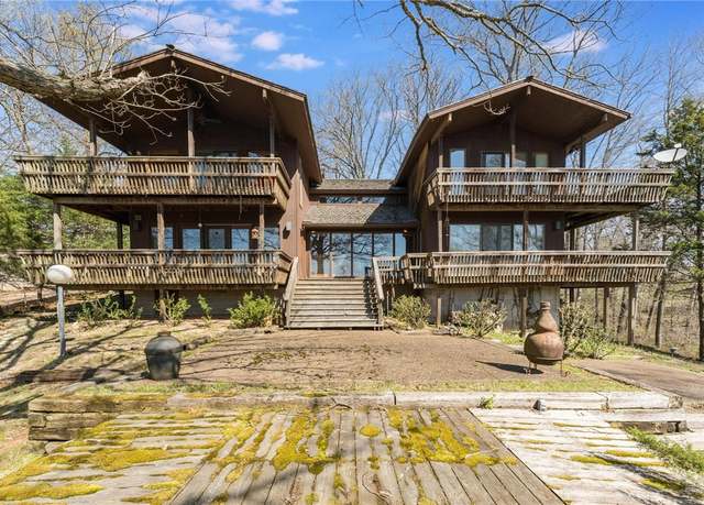 Property at 1101 N Overlook Dr, Rogers, AR 72756, 4 beds, 3 baths