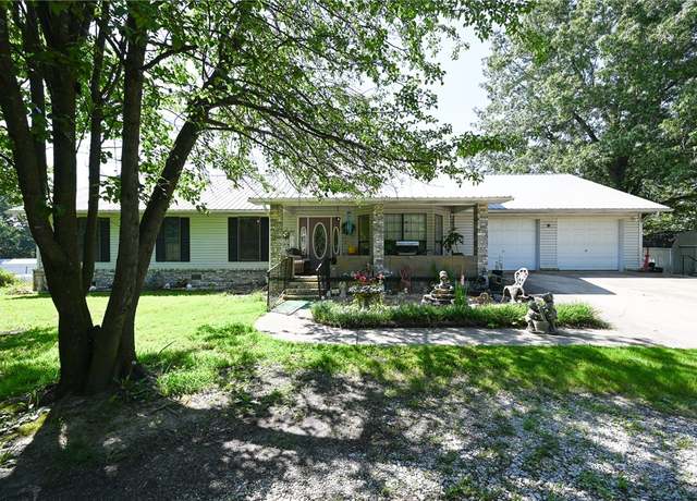 Property at 312 Carboni Ln, Harrison, AR 72601, 4 beds, 2 baths