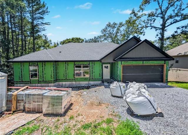 Property at 11 Dornoch Cir, Bella Vista, AR 72715, 3 beds, 2 baths