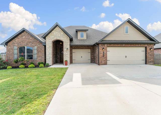 Property at 1904 Bergman Rd, Pea Ridge, AR 72751, 4 beds, 2 baths
