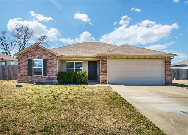 Property at 3810 Rosebud Ln, Springdale, AR 72764, 3 beds, 2 baths