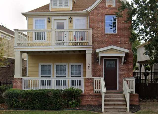 Property at 582, 594, 600 Tennyson Ln, Fayetteville, AR 72704, 3 beds, 2.5 baths