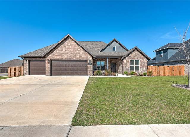 Property at 1245 Montichiello St, Tontitown, AR 72762, 4 beds, 3 baths