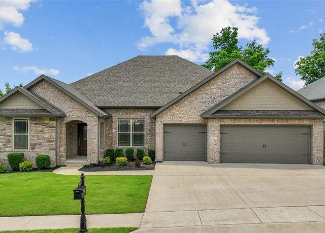 Property at 809 Ravine St, Cave Springs, AR 72718, 4 beds, 2.5 baths