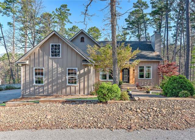 Property at 34 Hallock Dr, Bella Vista, AR 72714, 4 beds, 3 baths