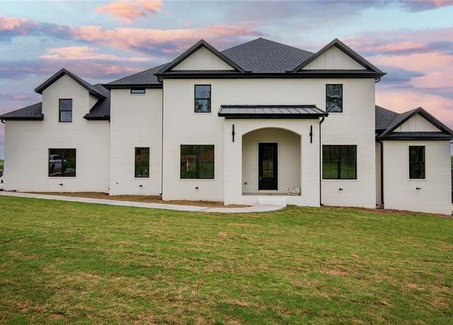 Property at 2608 NE Waterfall Ave, Bentonville, AR 72713, 4 beds, 4 baths