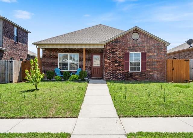 Property at 6316 SW Chestnut Hill Rd, Bentonville, AR 72713, 3 beds, 2 baths