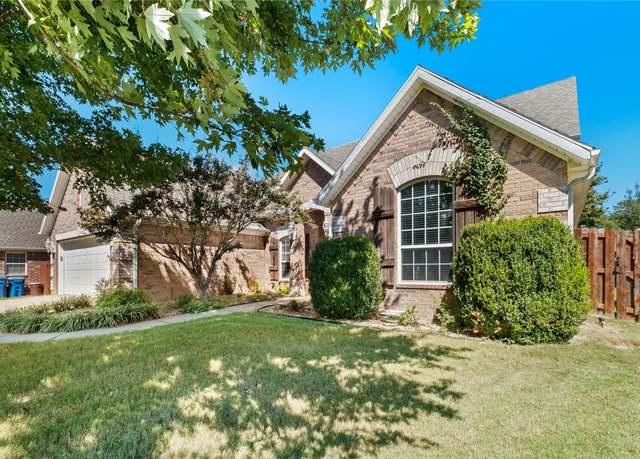 Property at 2306 SW Clover Ct, Bentonville, AR 72712, 5 beds, 3.5 baths