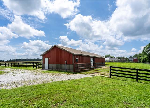 Property at 19610 Garman Rd, Gentry, AR 72734