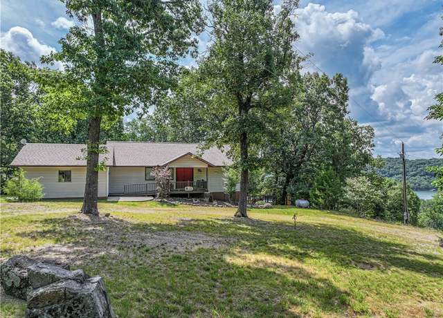 Property at 161 Hillcrest Rd, Eureka Springs, AR 72631, 3 beds, 2 baths