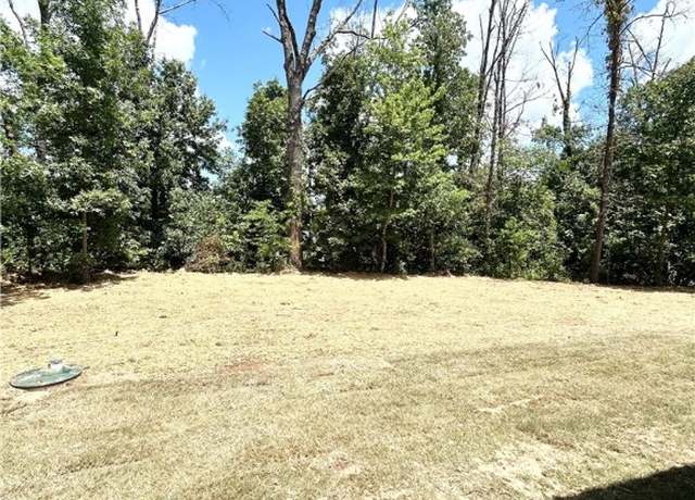 Property at 28 Nantwich Cir, Bella Vista, AR 72714, 3 beds, 2 baths