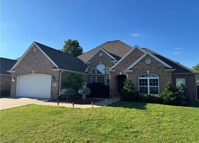 Property at 4005 Lyndale Dr, Rogers, AR 72758, 4 beds, 3 baths
