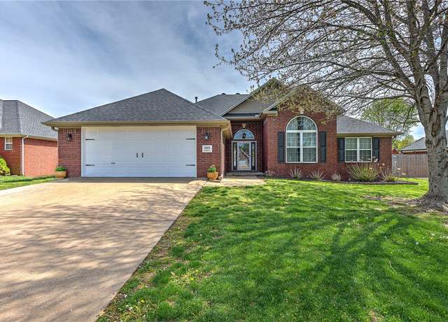 Property at 3203 NW Alberta St, Bentonville, AR 72712, 4 beds, 2 baths