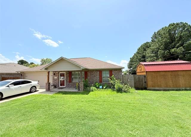 Property at 2 Fox Creek Ct, Pottsville, AR 72858, 3 beds, 2 baths