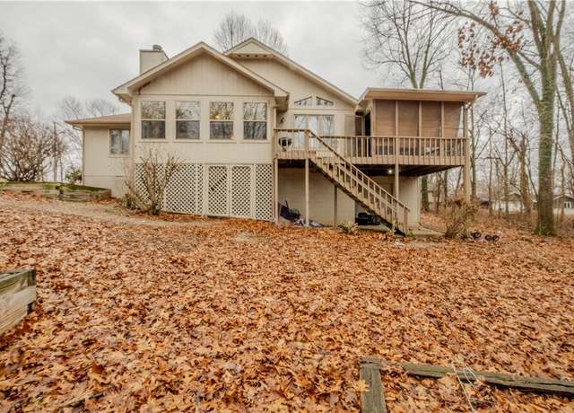 Property at 2 Quantock Hills Ln, Bella Vista, AR 72715, 3 beds, 2 baths