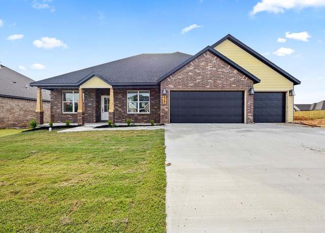 Property at 4767 Cowboy St, Springdale, AR 72762, 4 beds, 2.5 baths