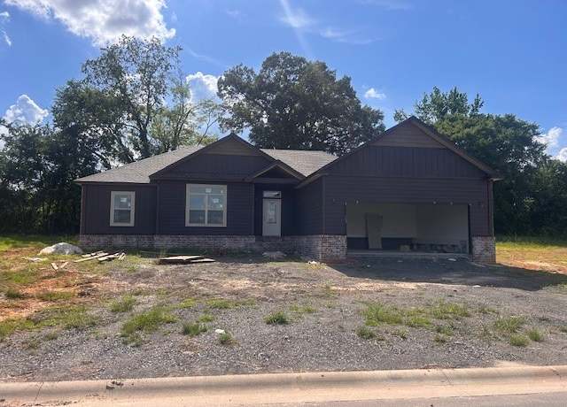 Property at 111 Nebo Hts, Dardanelle, AR 72834, 4 beds, 2 baths