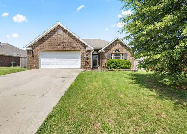 Property at 1501 N Shetland Dr, Fayetteville, AR 72704, 3 beds, 2 baths