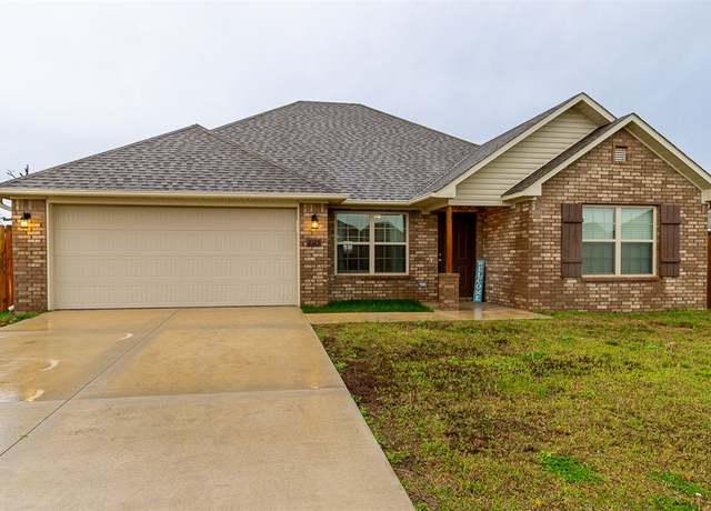 Property at 2125 Brown Bear Ln, Gentry, AR 72734, 4 beds, 2 baths
