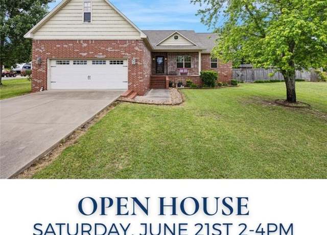Property at 91 Mountain Crest Dr, Russellville, AR 72802, 3 beds, 2 baths