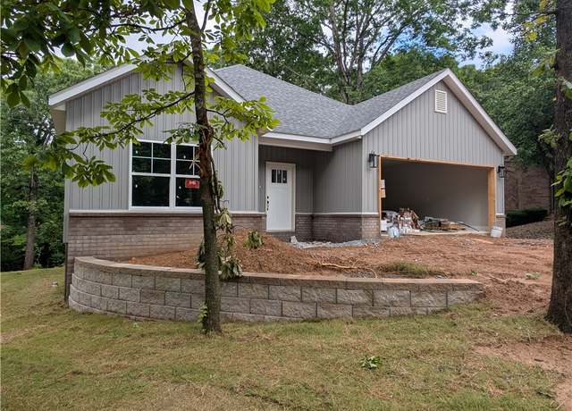 Property at 14 Bressay Ln, Bella Vista, AR 72715, 3 beds, 2 baths
