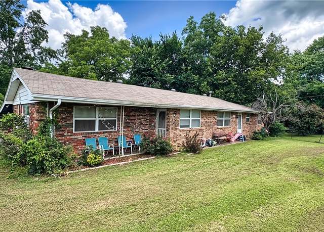 Property at 12849 Tyler Rd, Farmington, AR 72730, 3 beds, 2.5 baths