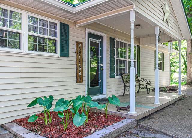 Property at 1000 County Road 9051, Green Forest, AR 72638, 3 beds, 2 baths