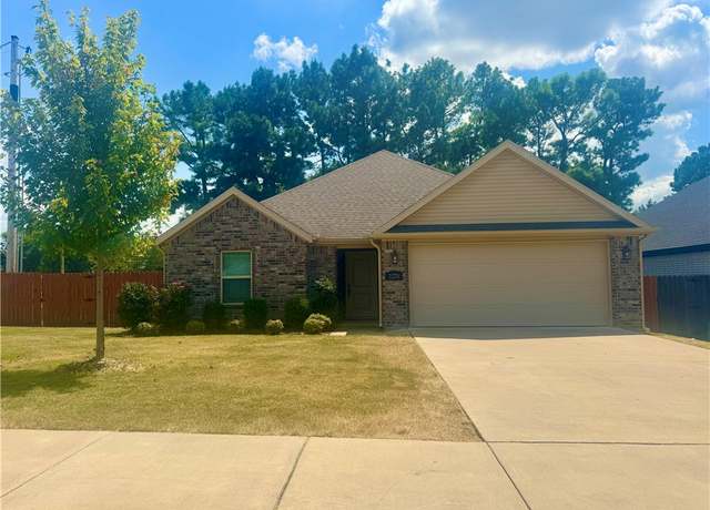 Property at 3279 Summer View Ave, Springdale, AR 72764, 3 beds, 2 baths