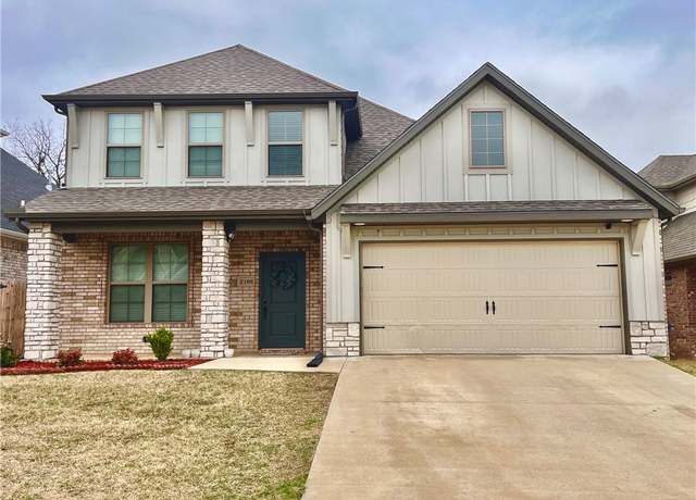 Property at 2166 N Woodlark Ln, Fayetteville, AR 72704, 4 beds, 3 baths