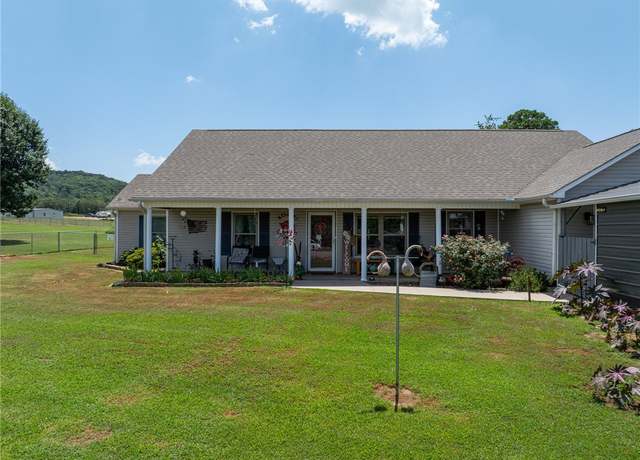 Property at 2838 Hatties Ln, Ozark, AR 72949, 4 beds, 2 baths