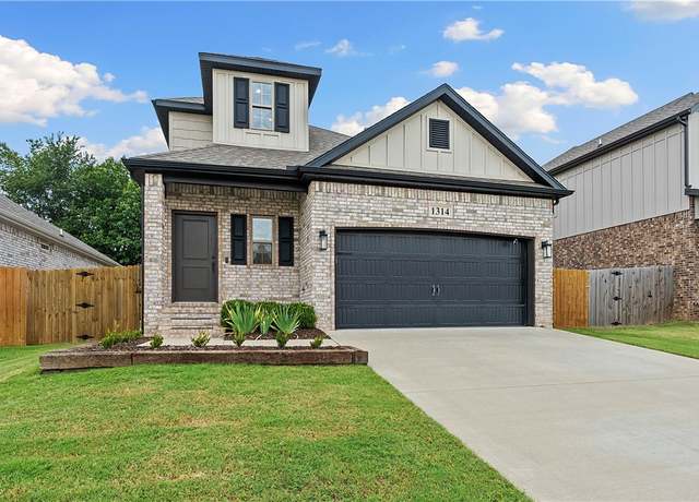 Property at 1314 Park St, Lowell, AR 72745, 3 beds, 2.5 baths