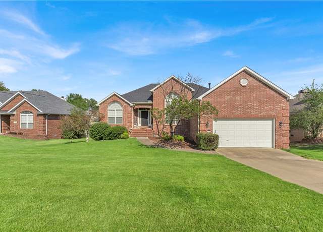 Property at 3955 Georgia St, Springdale, AR 72762, 5 beds, 3 baths