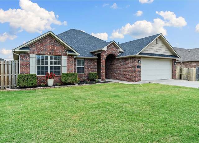 Property at 201 Sussex Ave, Lowell, AR 72745, 3 beds, 2 baths