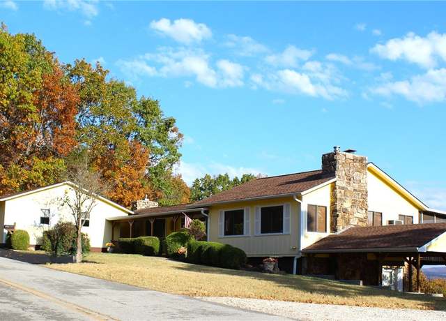 Property at 18960 Coppermine Rd, Rogers, AR 72756, 4 beds, 2.5 baths