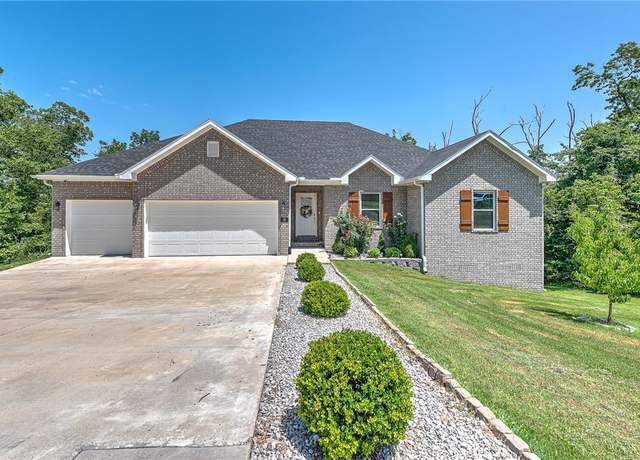 Property at 28 Copinsay Dr, Bella Vista, AR 72715, 3 beds, 3 baths