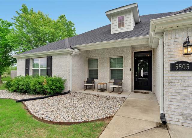 Property at 5505 W Poison Springs Dr, Fayetteville, AR 72704, 4 beds, 2 baths