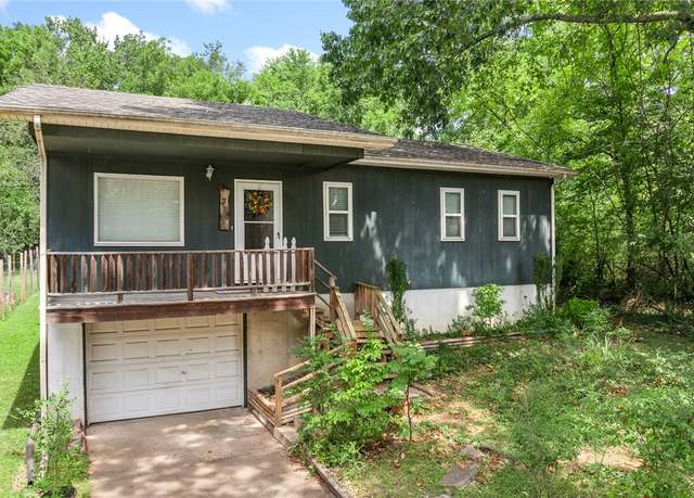Property at 717 W Newman, Harrison, AR 72601, 3 beds, 1.5 baths