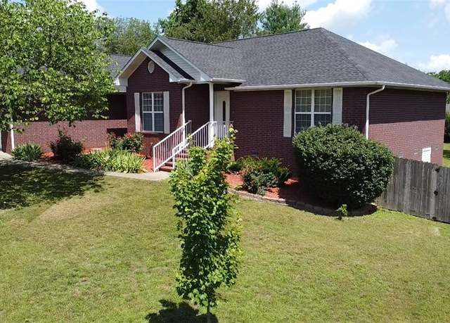Property at 1305 W Rogers Ave, Harrison, AR 72601, 3 beds, 2 baths