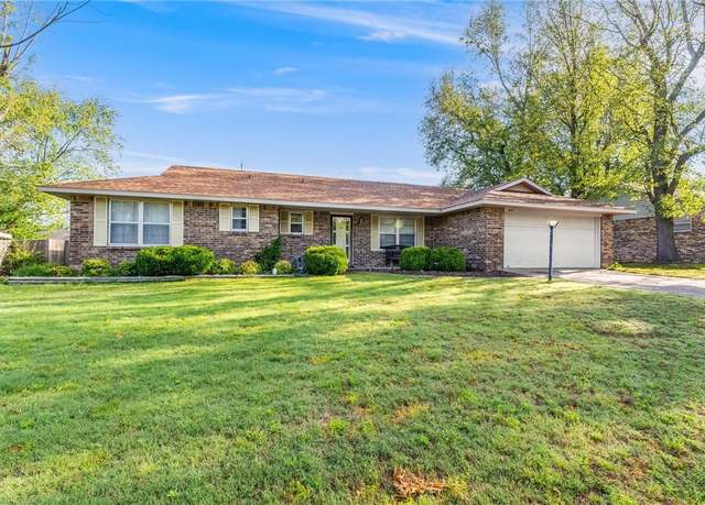Property at 3900 Luvene Ave, Springdale, AR 72762, 3 beds, 2 baths