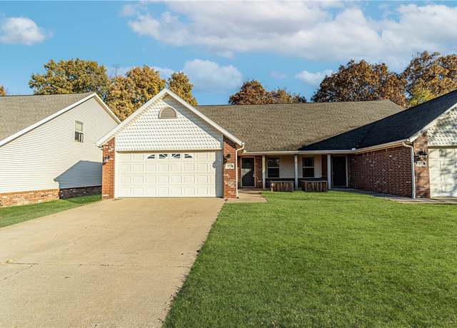 Property at 802 & 804 NW Baker St, Gravette, AR 72736, 12 beds, 5 baths