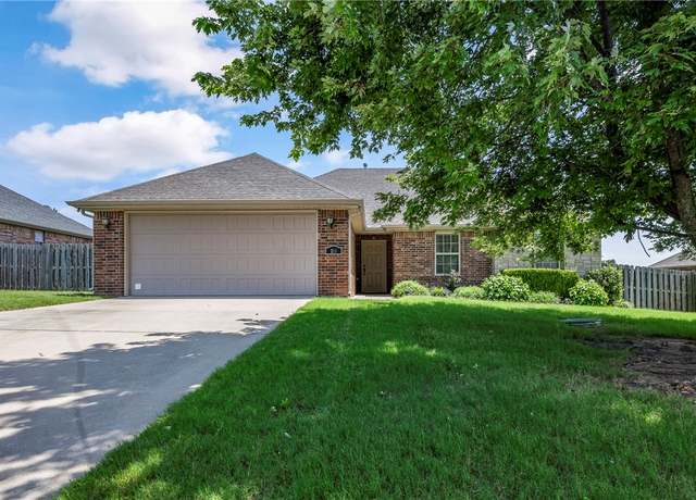 Property at 211 Jones St, Lowell, AR 72745, 3 beds, 2 baths