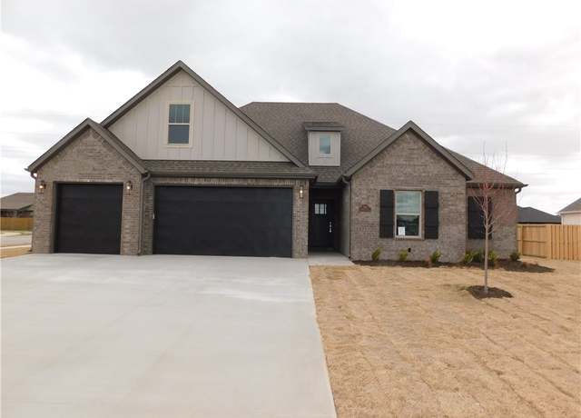 Property at 796 Perdido Ave, Tontitown, AR 72764, 5 beds, 3 baths