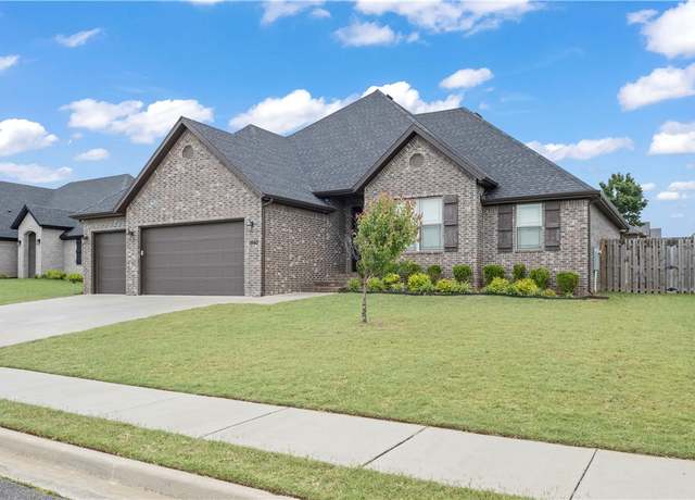 Property at 1440 Amber Way, Centerton, AR 72719, 4 beds, 3 baths