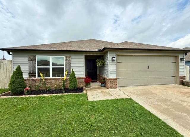 Property at 808 NW 69th Ave, Bentonville, AR 72713, 3 beds, 2 baths