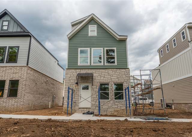 Property at 1323 S Van Buren Ave, Fayetteville, AR 72701, 2 beds, 2 baths