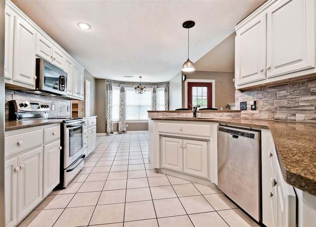 Property at 2951 Brandy Ln, Springdale, AR 72762, 3 beds, 3.5 baths