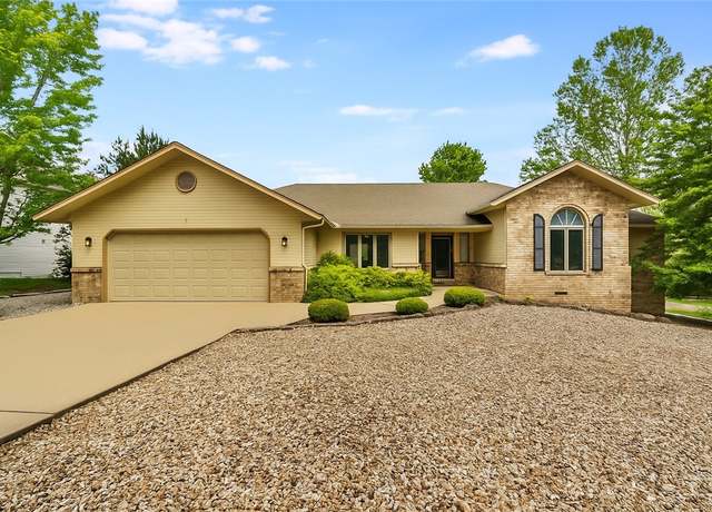 Property at 12 Luncarty Ln, Bella Vista, AR 72715, 3 beds, 2 baths