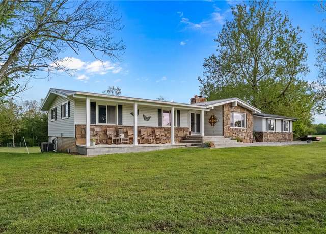 Property at 21198 Highway 244, Siloam Springs, AR 72761, 4 beds, 2.5 baths