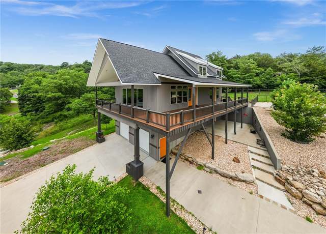 Property at 14137 Ozark Dr, Garfield, AR 72732, 3 beds, 3 baths