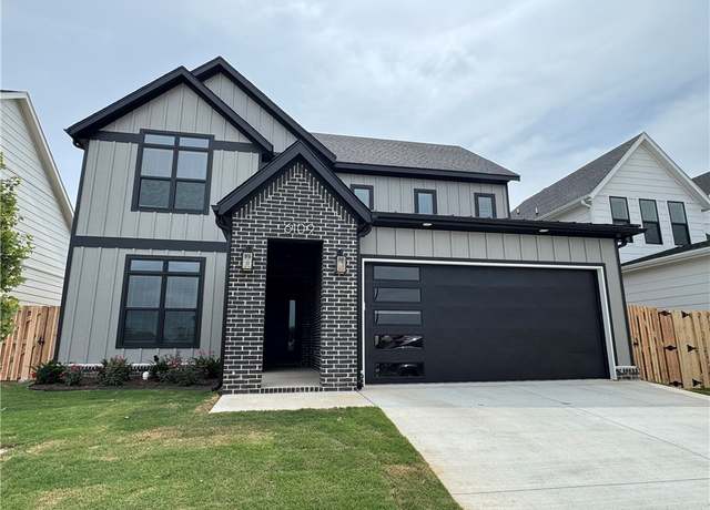 Property at 6109 S 41st St, Rogers, AR 72758, 4 beds, 3 baths
